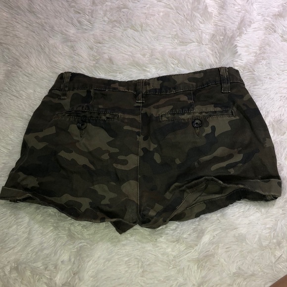 Camo Jean shorts - Picture 2 of 2
